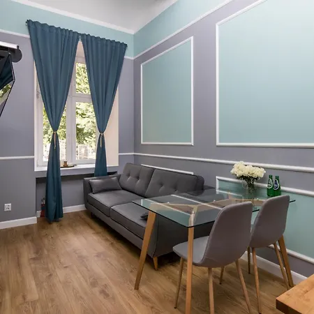 Beautiful For 4 People In Cracow By Renters Apartment