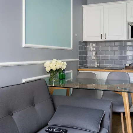 公寓 Beautiful For 4 People In Cracow By Renters